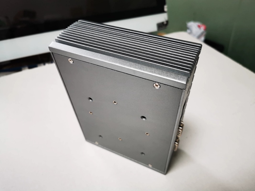 Fanless Industrial Pc Rs485 Core I7 - Mini Endüstriyel PC için, Dört Çekirdekli